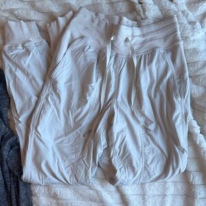 Lululemon joggers size 0